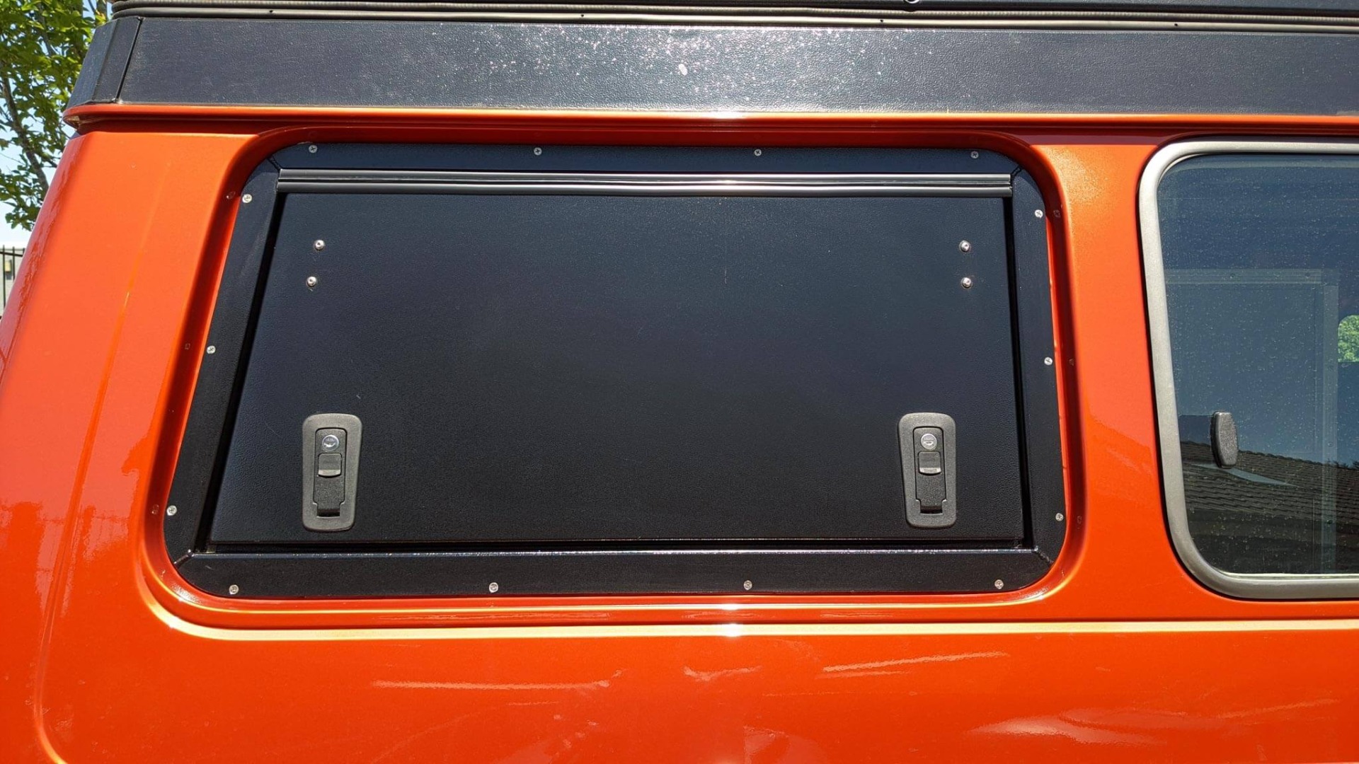 Quick Pitch Gullwing - Toyota Land Cruiser 78