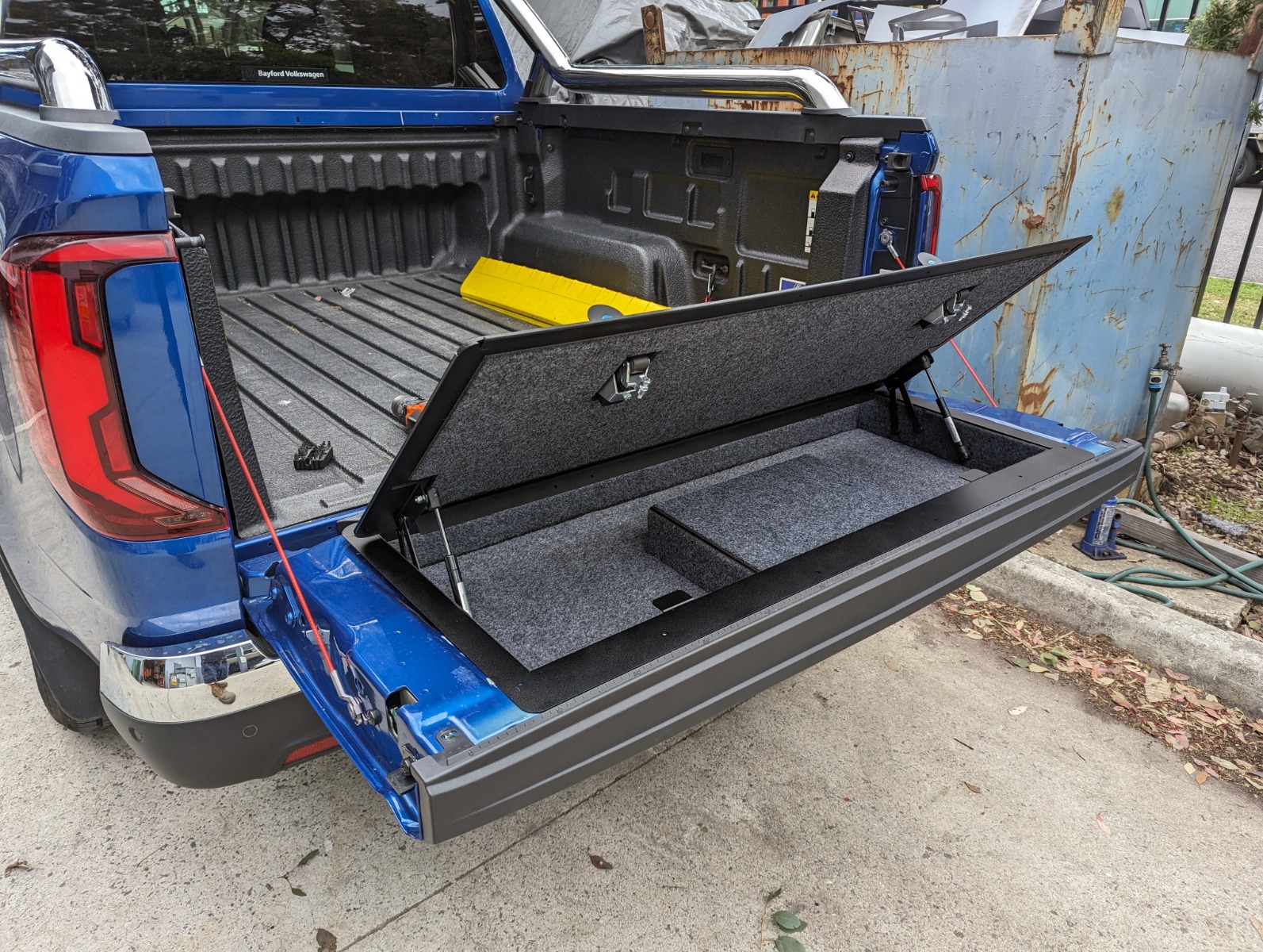 Huracan Fabrication Volkswagen Amarok (2023 - ) Tailgate Storage Mod