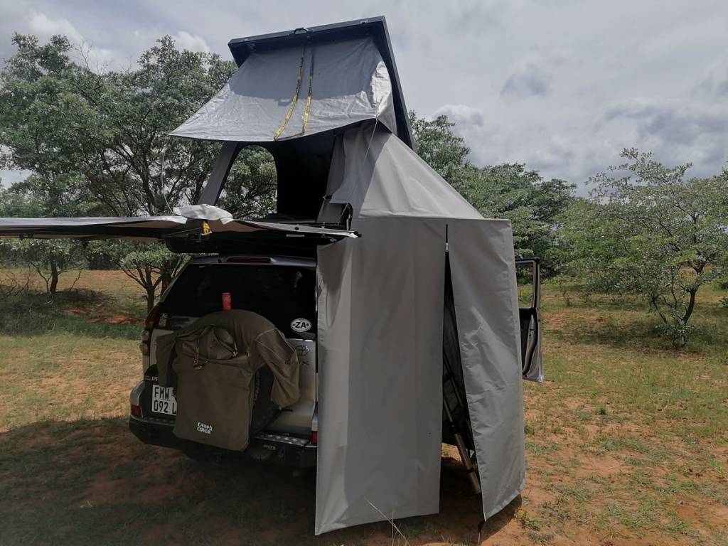 Quick Pitch Rooftop Tent Ladies Shoot
